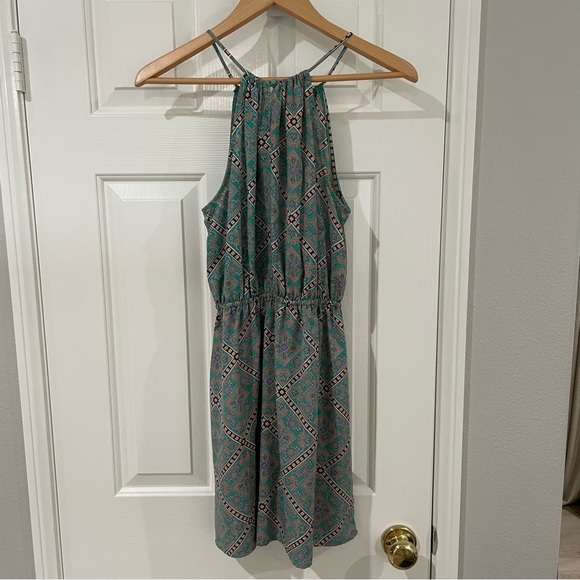 Geometric Patterned Halter Dress - Picture 4 of 4